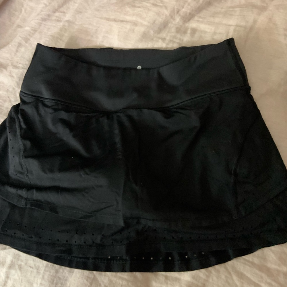 Athleta tennis laser patterned skirt size S